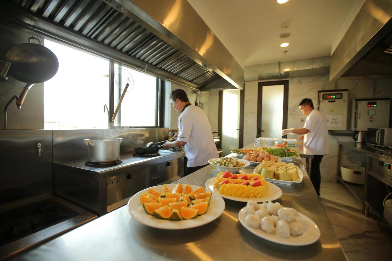 Pharaoh Boutique Hotel Danang Екстериор снимка