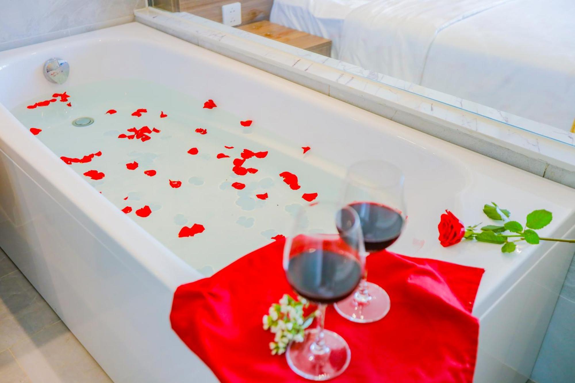 Pharaoh Boutique Hotel Danang Екстериор снимка